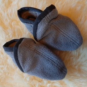 0-3 mo. Patagonia baby booties